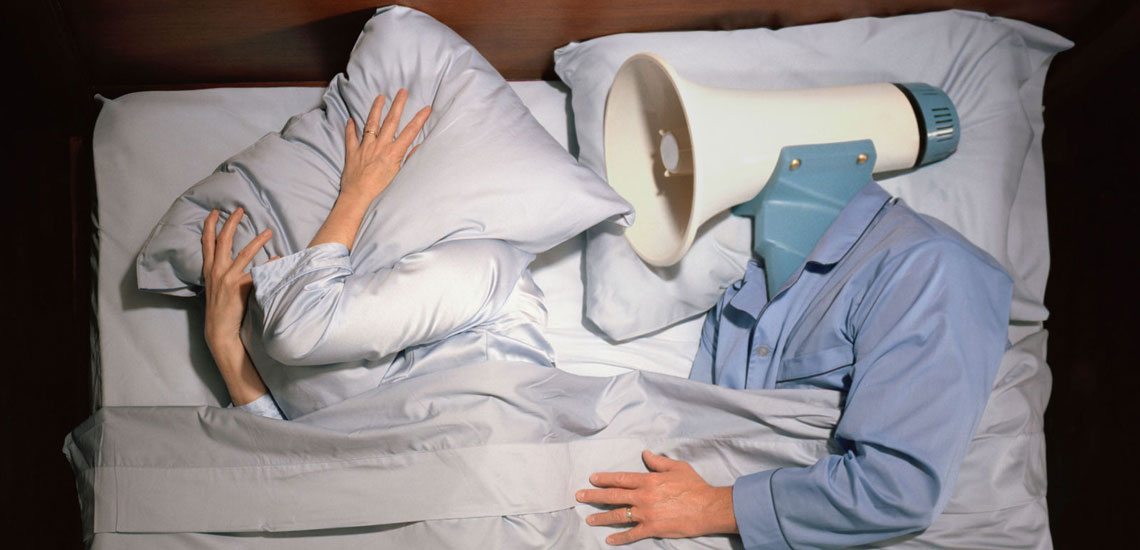 خروپف کردن در خواب میتواند اختلال خواب باشد